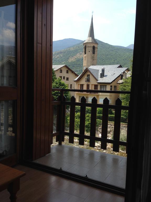 Appartamento Vora Riu Esterri d'Àneu Esterno foto